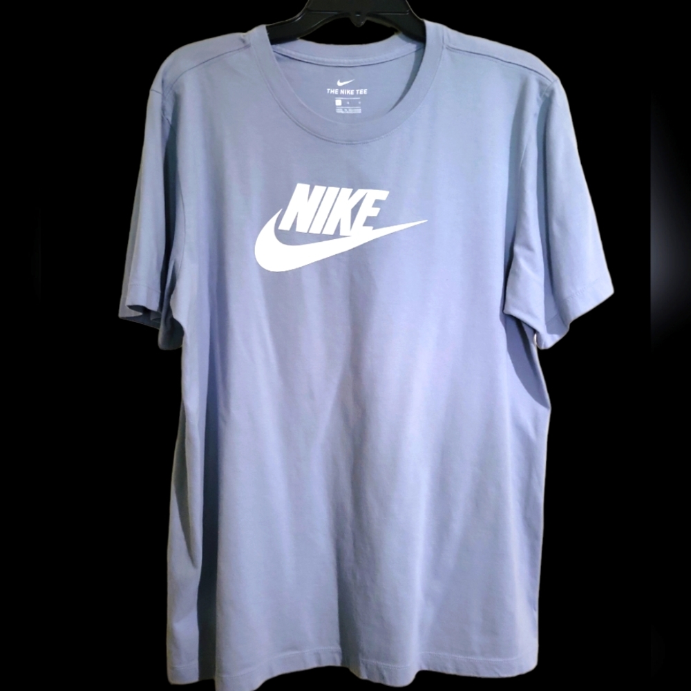 Nike Tee